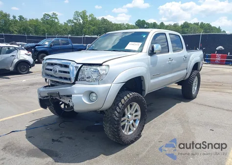 2010 Toyota Tacoma Double Cab Prerunner z USA, uszkodzony, nr VIN 3TMJU4GN5AM093419